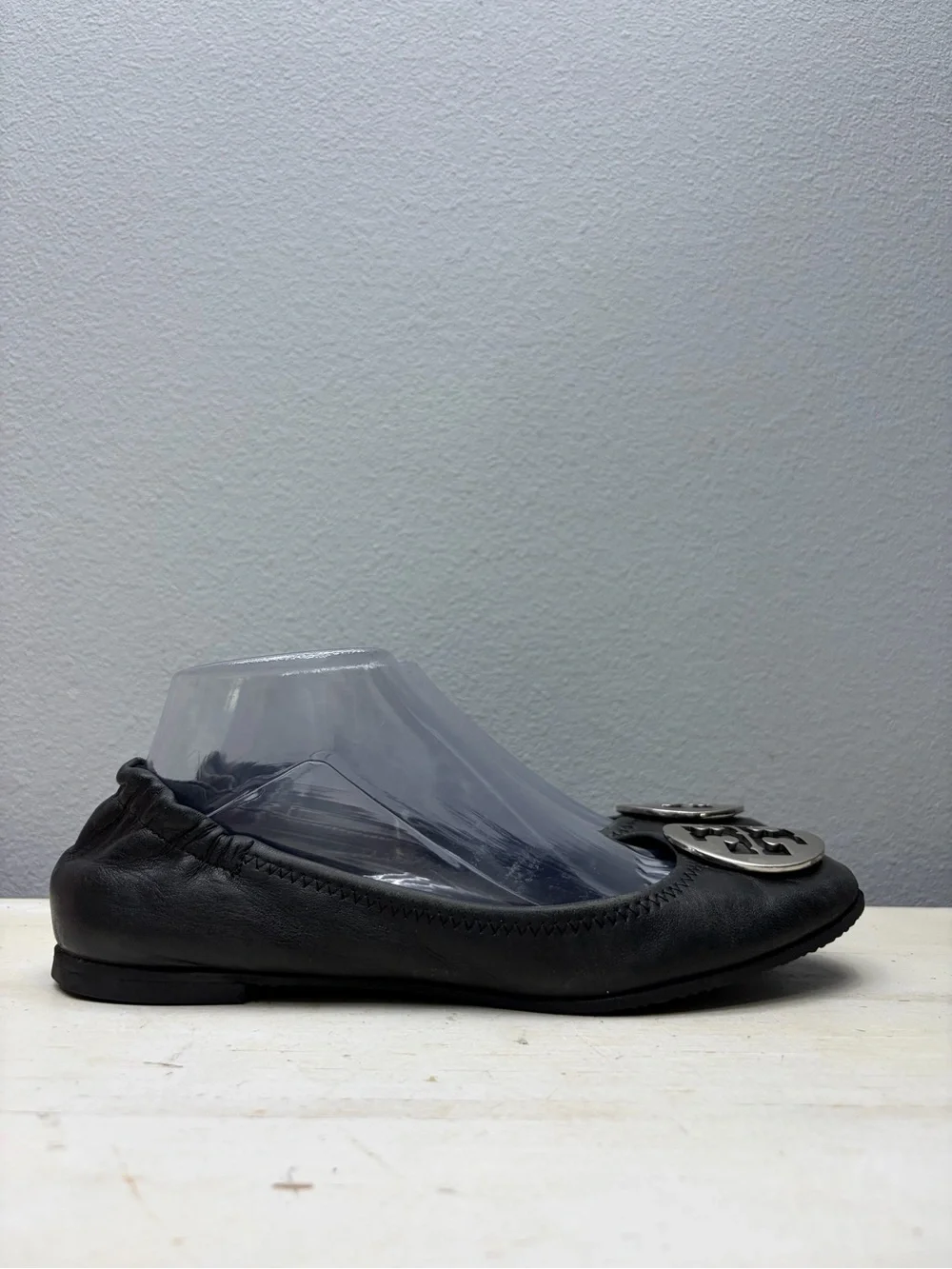 Tory Burch Black Leather Reva Flats Size 8